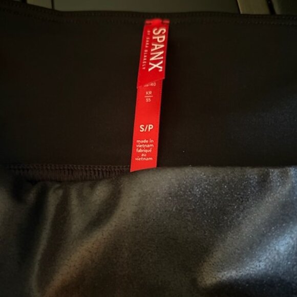 NWOT SPANX Shaping Faux Leather Leggings Pants - Picture 2 of 7